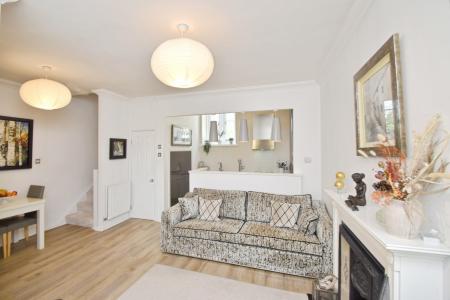 2 bedroom Town house for sale in Rembrandt Court Masefield Way, Swansea, SA2