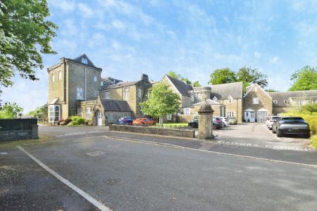 2 bedroom Town house for sale in Rembrandt Court Masefield Way, Swansea, SA2