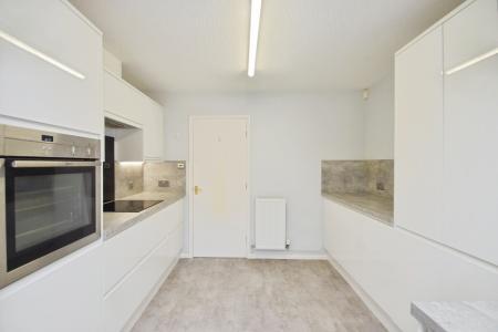 2 bedroom Bungalow for sale in Chapel Road, Swansea, SA4