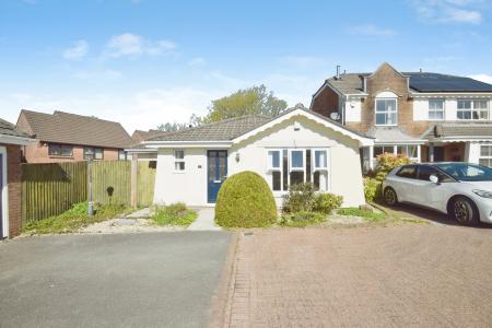 Chapel Road, Swansea, SA4