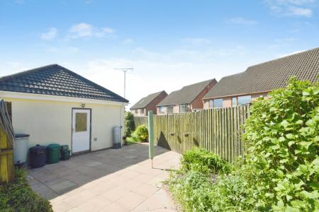 2 bedroom Bungalow for sale in Chapel Road, Swansea, SA4