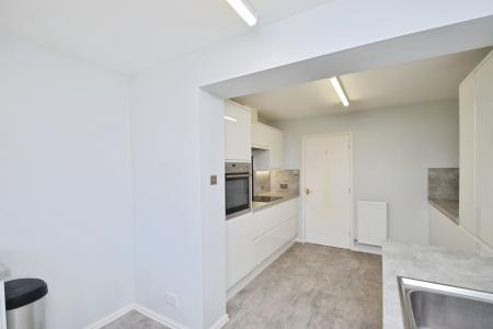 2 bedroom Bungalow for sale in Chapel Road, Swansea, SA4