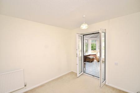 2 bedroom Bungalow for sale in Chapel Road, Swansea, SA4