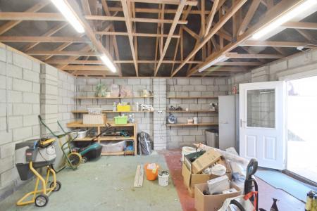 2 bedroom Bungalow for sale in Chapel Road, Swansea, SA4