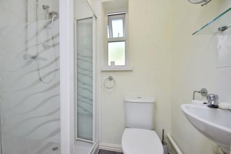 2 bedroom Bungalow for sale in Chapel Road, Swansea, SA4