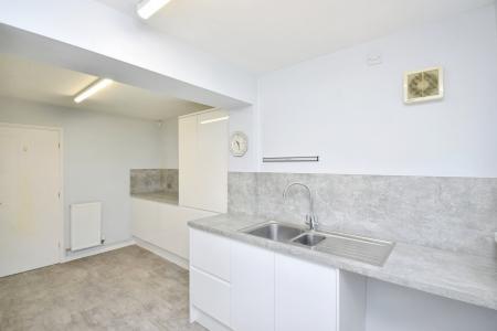 2 bedroom Bungalow for sale in Chapel Road, Swansea, SA4