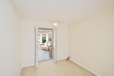 2 bedroom Bungalow for sale in Chapel Road, Swansea, SA4