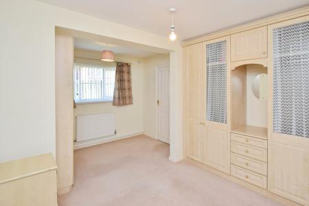 2 bedroom Bungalow for sale in Chapel Road, Swansea, SA4