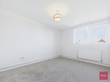 1 bedroom Flat to let in Heath Court, West Cross, Swansea, SA3