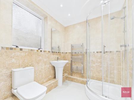 1 bedroom Flat to let in Heath Court, West Cross, Swansea, SA3