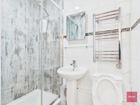 1 bedroom Flat to let in Irvine Court, Mumbles, Swansea, SA3