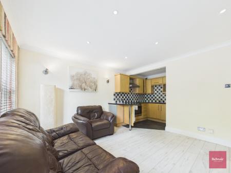 1 bedroom Flat to let in Irvine Court, Mumbles, Swansea, SA3