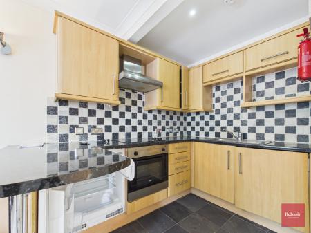 1 bedroom Flat to let in Irvine Court, Mumbles, Swansea, SA3