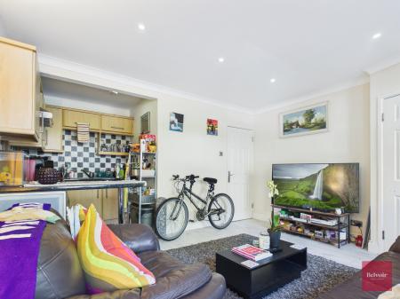 1 bedroom Flat to let in Irvine Court, Mumbles, Swansea, SA3