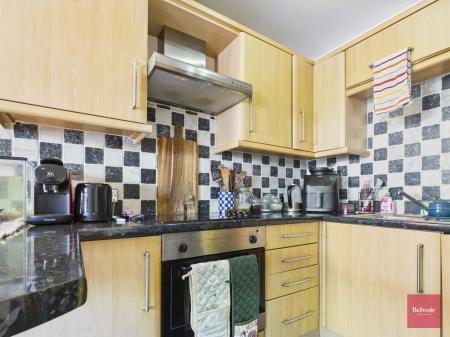1 bedroom Flat to let in Irvine Court, Mumbles, Swansea, SA3