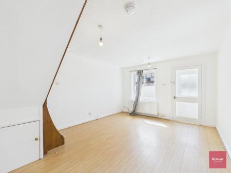 2 bedroom Terraced House to let in Bryncelyn, Llangyfelach, Swansea, SA6