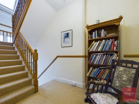 2 bedroom Semi-detached house to let in Newton Road, Mumbles, Swansea, SA3