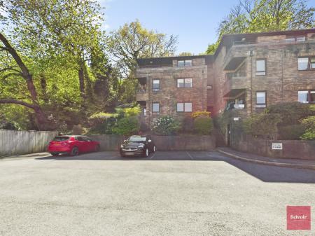 1 bedroom Flat to let in Heath Court, West Cross, Swansea, SA3