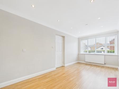 4 bedroom Detached house to let in Herbert Thomas Way, Birchgrove, Swansea, SA7