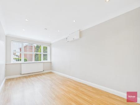 4 bedroom Detached house to let in Herbert Thomas Way, Birchgrove, Swansea, SA7