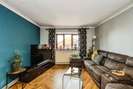 2 bedroom Flat for sale in Sarlou Court, Swansea, SA2