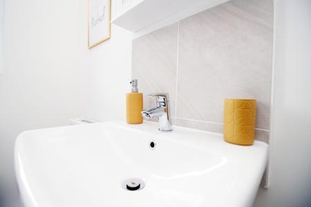 2 bedroom Flat to let in Bellerphon Court, Copper Quarter, Swansea, SA1