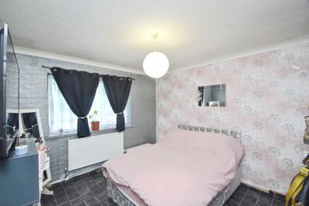 2 bedroom End of terrace house for sale in Heol Gruffydd, Swansea, SA5
