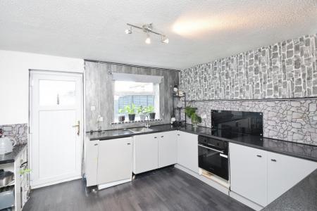 2 bedroom End of terrace house for sale in Heol Gruffydd, Swansea, SA5
