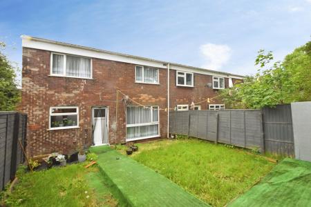 2 bedroom End of terrace house for sale in Heol Gruffydd, Swansea, SA5