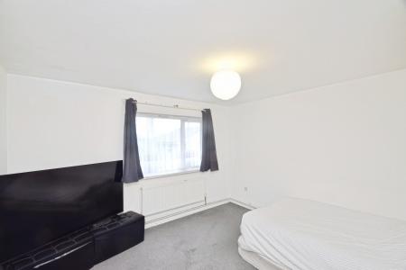 2 bedroom End of terrace house for sale in Heol Gruffydd, Swansea, SA5