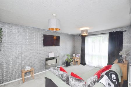 2 bedroom End of terrace house for sale in Heol Gruffydd, Swansea, SA5