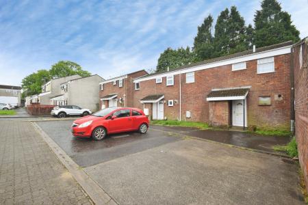 2 bedroom End of terrace house for sale in Heol Gruffydd, Swansea, SA5