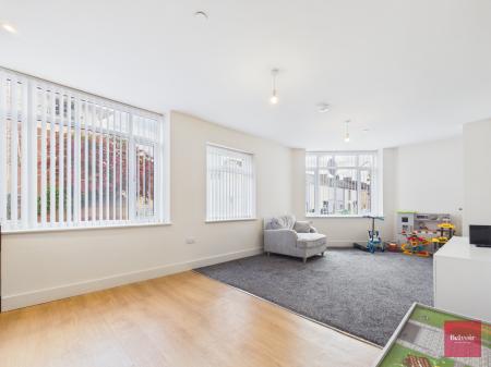 2 bedroom Ground floor flat to let in Singleton Hotel, Dilwyn Street, Swansea, SA1
