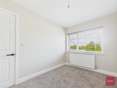 2 bedroom Flat to let in Bishopston Road, Bishopston, Swansea, SA3