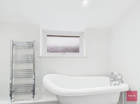2 bedroom Terraced House to let in Castle Square, Mumbles, Swansea, SA3
