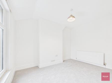 2 bedroom Terraced House to let in Castle Square, Mumbles, Swansea, SA3
