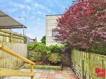 2 bedroom Terraced House to let in Castle Square, Mumbles, Swansea, SA3