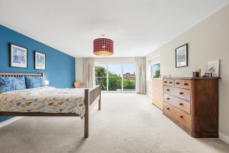 4 bedroom Detached house for sale in Cambridge Road, Langland, Swansea, SA3