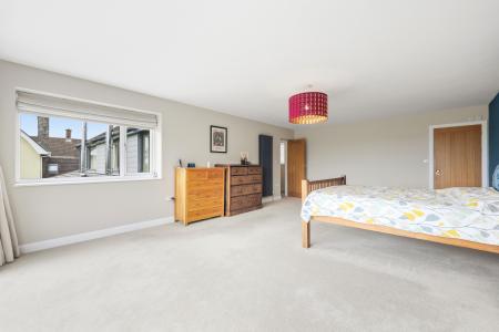 4 bedroom Detached house for sale in Cambridge Road, Langland, Swansea, SA3