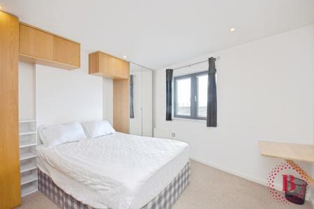 2 bedroom Flat for sale in Kings Road, Swansea, SA1