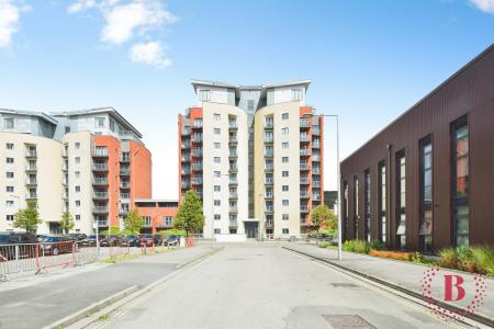 2 bedroom Flat for sale in Kings Road, Swansea, SA1