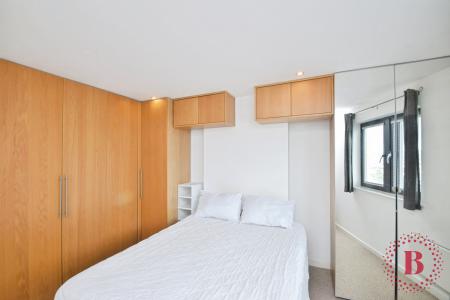 2 bedroom Flat for sale in Kings Road, Swansea, SA1