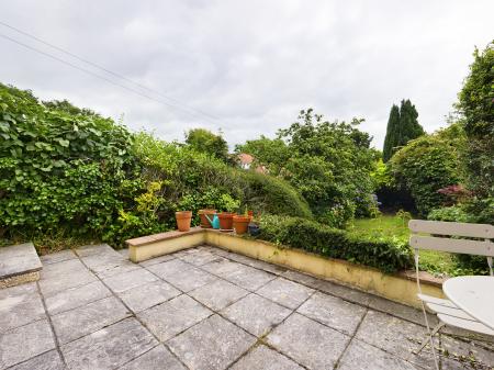3 bedroom Semi-detached house to let in Slade Road, Newton, Swansea, SA3