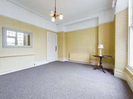 3 bedroom Semi-detached house to let in Slade Road, Newton, Swansea, SA3