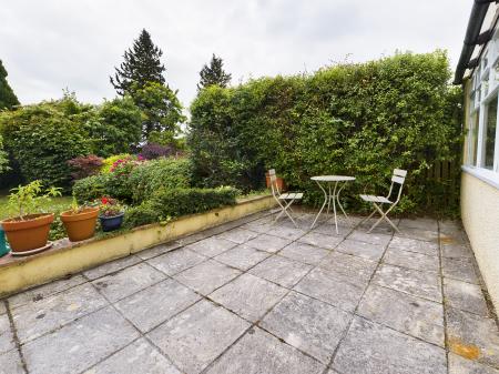 3 bedroom Semi-detached house to let in Slade Road, Newton, Swansea, SA3