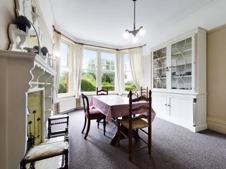 3 bedroom Semi-detached house to let in Slade Road, Newton, Swansea, SA3