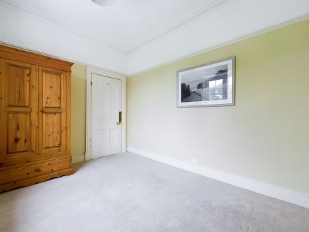 3 bedroom Semi-detached house to let in Slade Road, Newton, Swansea, SA3