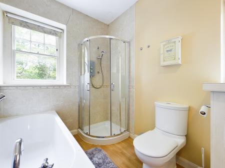 3 bedroom Semi-detached house to let in Slade Road, Newton, Swansea, SA3