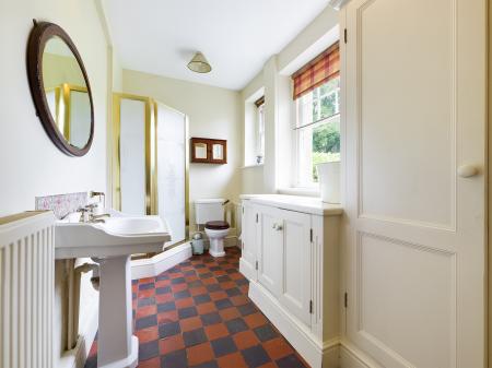 3 bedroom Semi-detached house to let in Slade Road, Newton, Swansea, SA3
