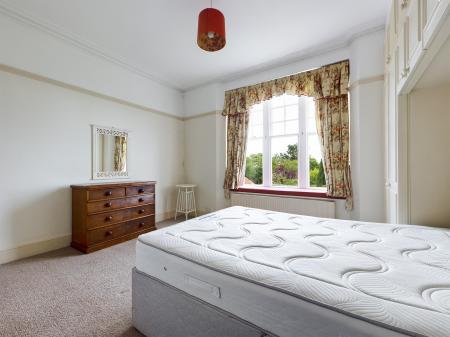 3 bedroom Semi-detached house to let in Slade Road, Newton, Swansea, SA3